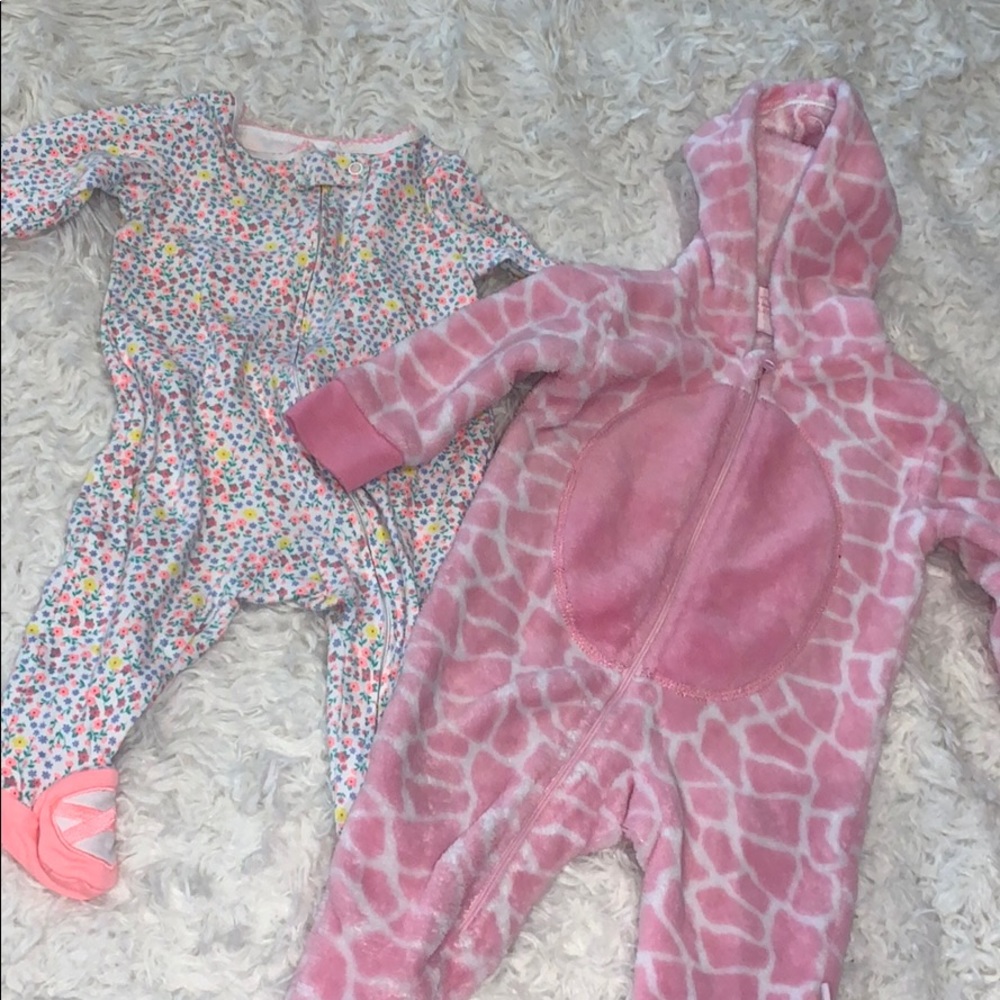 2 Sleepy Onsies